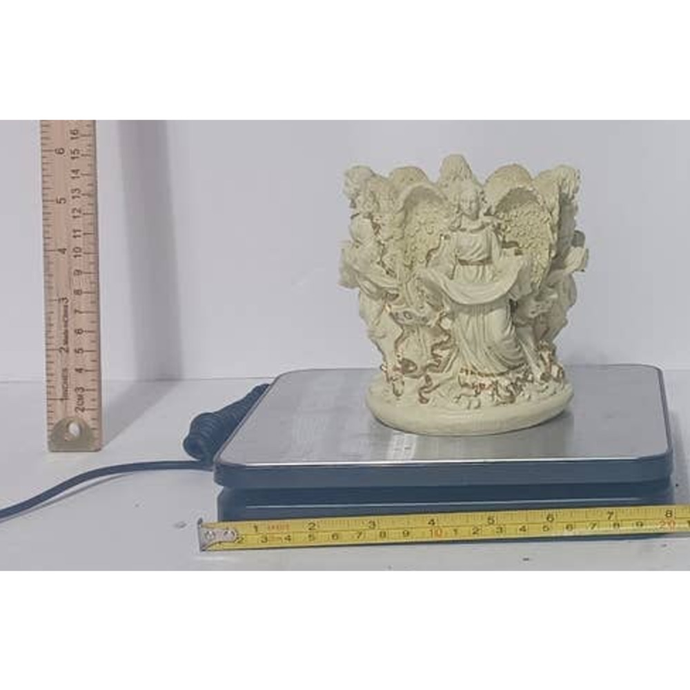 Angle candle holder